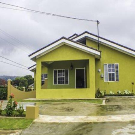 N2N Suites - Ochio Rios Vacation Home Ocho Rios Esterno foto