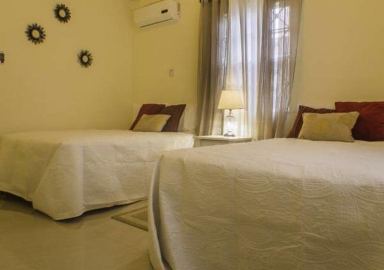 N2N Suites - Ochio Rios Vacation Home Ocho Rios Esterno foto